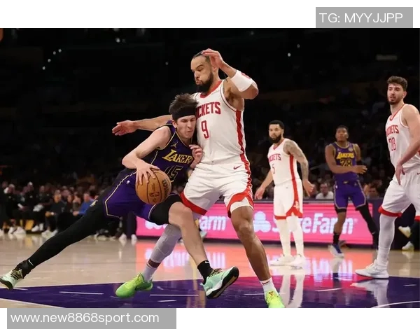 湖人是否该在里夫斯身价高峰时交易他火箭等球队或成最佳选择