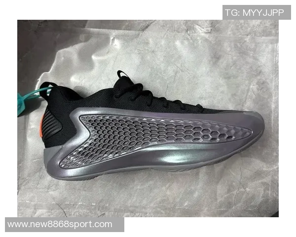 森林狼社媒庆祝马年爱德华兹今日穿中国新年配色AE2展现节日气氛